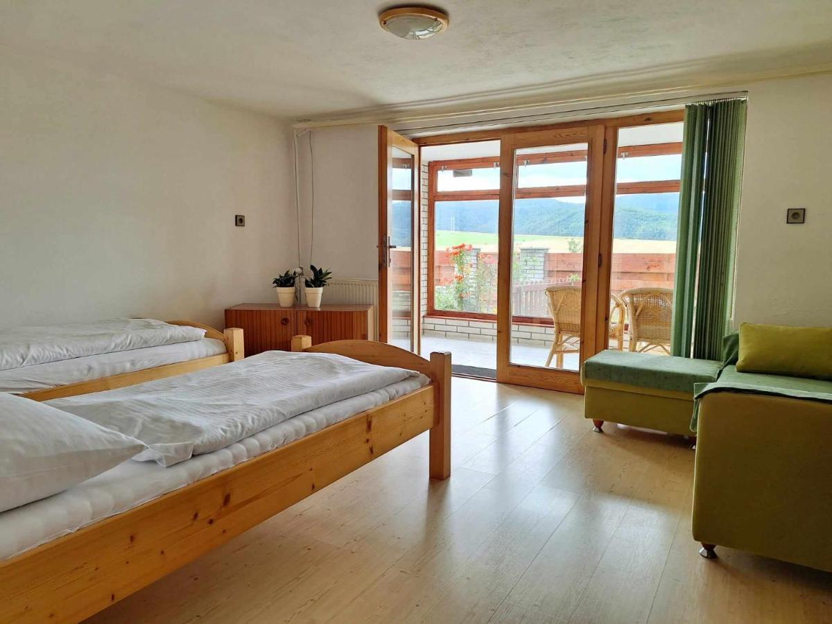 Apartman Pod Maliarkou ビーホグナ エクステリア 写真